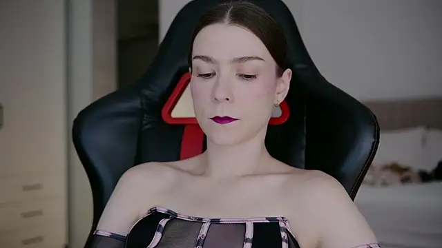 WowHelloAlice online show from 23, 4, 2026