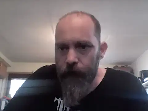 Snapshot of crazyheratic8 chatting on 5, 2, 2026 crazyheratic8 online show from 5, 2, 2026