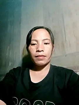 Snapshot of -Lauren- chatting on 13, 10, 2025 -Lauren- online show from 13, 10, 2025