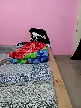 Snapshot of Kitty_18teen chatting on 21, 11, 2025 Kitty 18teen online show from 21, 11, 2025