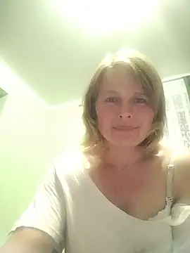 Snapshot of Masha412111 chatting on 13, 6, 2026 Masha412111 online show from 13, 6, 2026