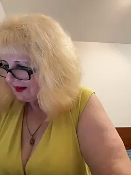 BoloshkaBlonda online show from 22, 10, 2025