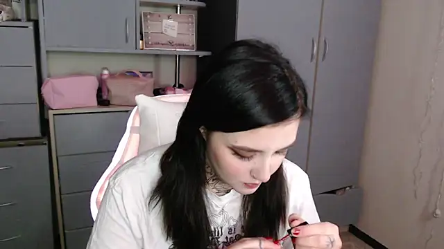 Snapshot of Rin_andersonn chatting on 16, 12, 2025 Rin andersonn online show from 16, 12, 2025