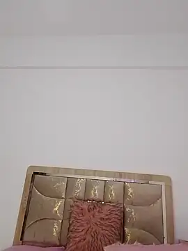 Snapshot of hot_inaas chatting on 5, 10, 2025 hot inaas online show from 5, 10, 2025