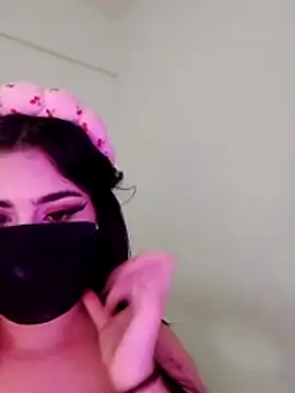 Snapshot of hot_inaas chatting on 14, 11, 2025 hot inaas online show from 14, 11, 2025