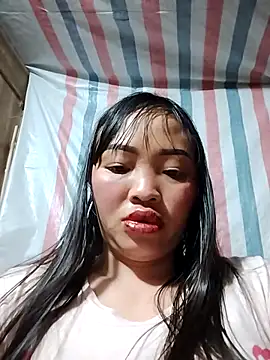 Snapshot of Minkine022 chatting on 8, 2, 2026 Minkine022 online show from 8, 2, 2026