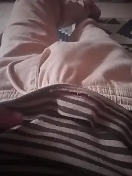 Snapshot of PhoningTint chatting on 23, 10, 2025 PhoningTint online show from 23, 10, 2025