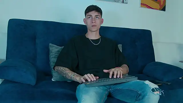 LukeSavagge online show from 12, 10, 2025