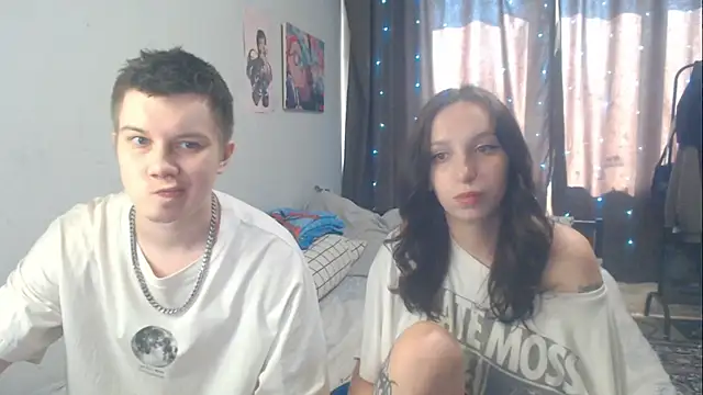 Snapshot of Mark_and_Wendy chatting on 6, 6, 2026 Mark and Wendy online show from 6, 6, 2026