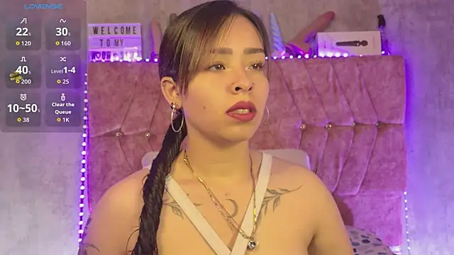 Snapshot of Mia_lopez_1 chatting on 14, 7, 2026 Mia lopez 1 online show from 14, 7, 2026