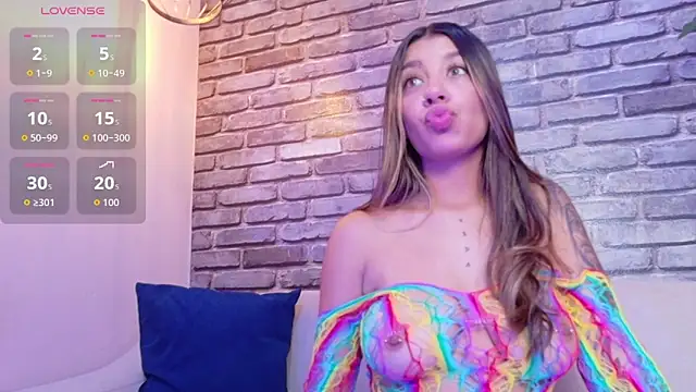 Bunny Belle1 online show from 3, 10, 2025