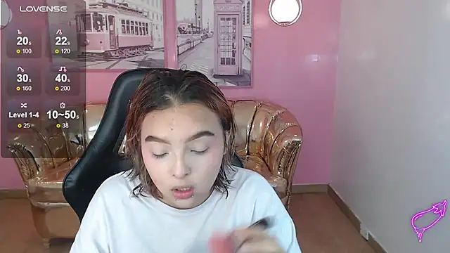 Snapshot of mia_foster_t chatting on 17, 11, 2025 mia foster t online show from 17, 11, 2025