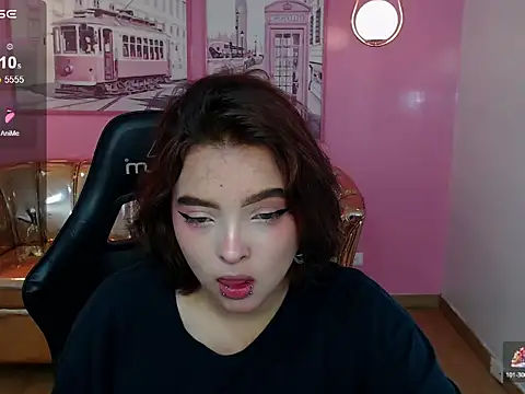 Snapshot of mia_foster_t chatting on 19, 11, 2025 mia foster t online show from 19, 11, 2025