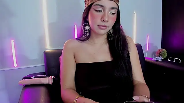 Snapshot of Jules_Angel chatting on 30, 10, 2025 Jules Angel online show from 30, 10, 2025