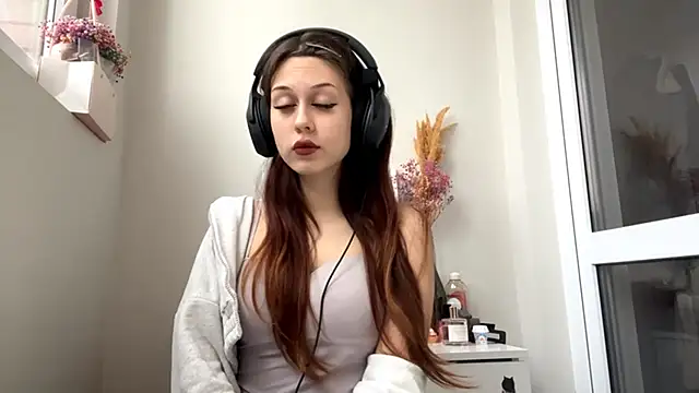 Snapshot of Nayra_flash chatting on 9, 10, 2025 Nayra flash online show from 9, 10, 2025