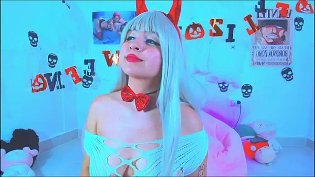 Snapshot of Miaengels_ chatting on 13, 10, 2025 Miaengels online show from 13, 10, 2025