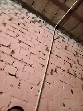 Alex321Flores online show from 9, 4, 2026