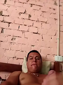 Alex321Flores online show from 20, 4, 2026