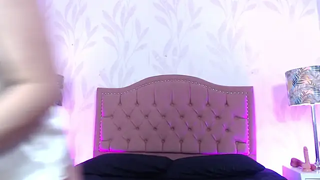 IssisLancaster online show from 26, 10, 2025