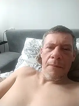 Snapshot of rus198000 chatting on 15, 2, 2026 rus198000 online show from 15, 2, 2026