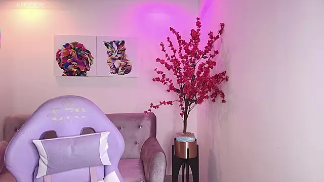 Summer miller online show from 4, 3, 2026