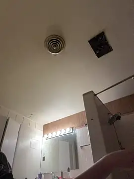 allnaturalmermaid online show from 19, 3, 2026