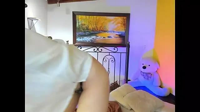 Zulyhenao online show from 23, 11, 2025