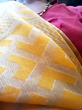 Mona7070 online show from 7, 10, 2025