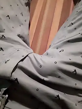 Snapshot of Travieso_loco9 chatting on 3, 10, 2025 Travieso loco9 online show from 3, 10, 2025