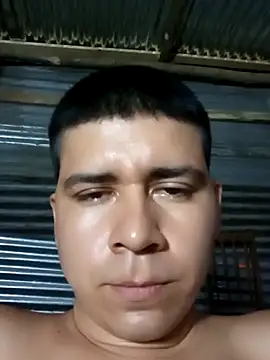 Snapshot of Travieso_loco9 chatting on 2, 6, 2026 Travieso loco9 online show from 2, 6, 2026