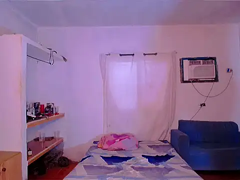 Snapshot of theMyke101 chatting on 15, 6, 2026 theMyke101 online show from 15, 6, 2026