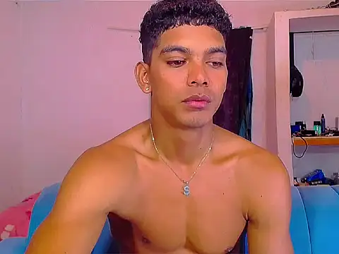 Snapshot of theMyke101 chatting on 4, 7, 2026 theMyke101 online show from 4, 7, 2026