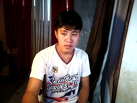 Snapshot of ur_fucking_rolly chatting on 10, 10, 2025 ur fucking rolly online show from 10, 10, 2025