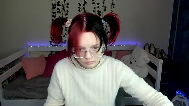 shy elina01 online show from 9, 11, 2025