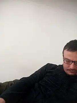 Snapshot of viktor1992-1-1 chatting on 6, 5, 2026 viktor1992-1-1 online show from 6, 5, 2026