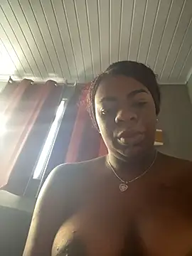 Snapshot of Priihmedeiros chatting on 14, 2, 2026 Priihmedeiros online show from 14, 2, 2026