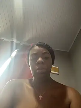 Snapshot of Priihmedeiros chatting on 1, 4, 2026 Priihmedeiros online show from 1, 4, 2026