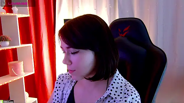 Kelly foox online show from 17, 11, 2025