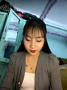 banlinh004 online show from 18, 12, 2025