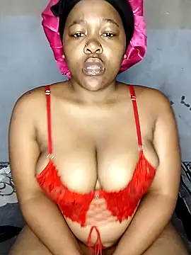 Snapshot of SweetJuicyPussy97 chatting on 21, 10, 2025 SweetJuicyPussy97 online show from 21, 10, 2025