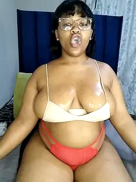 SweetJuicyPussy97 online show from 11, 2, 2026