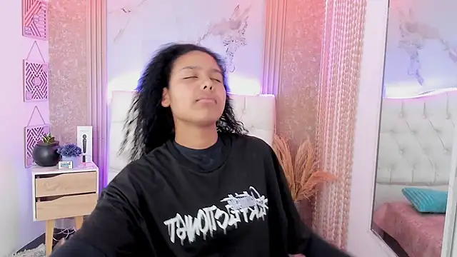 AriaVega online show from 11, 2, 2026