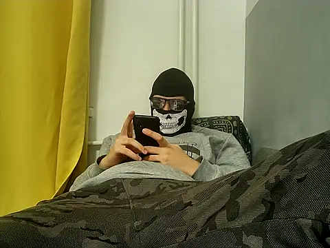 nofaceking20 online show from 12, 10, 2025
