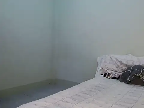 Snapshot of TeaseNPlease_13 chatting on 1, 2, 2026 TeaseNPlease 13 online show from 1, 2, 2026