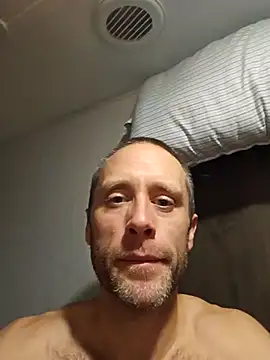 Snapshot of mcxxx87 chatting on 26, 10, 2025 mcxxx87 online show from 26, 10, 2025