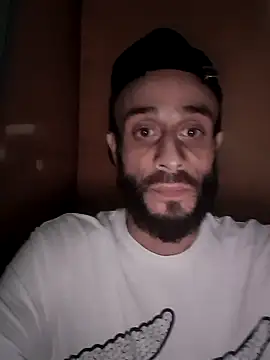 Snapshot of cesar8906 chatting on 7, 10, 2025 cesar8906 online show from 7, 10, 2025