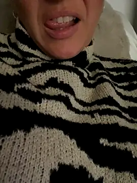 Daiana Andra online show from 22, 10, 2025