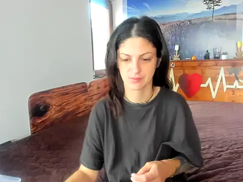 anissawhitenss online show from 4, 11, 2025