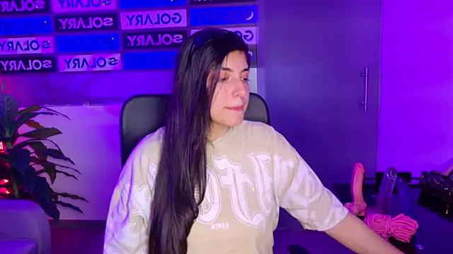 Snapshot of Violetta_Swett_ chatting on 25, 10, 2025 Violetta Swett online show from 25, 10, 2025