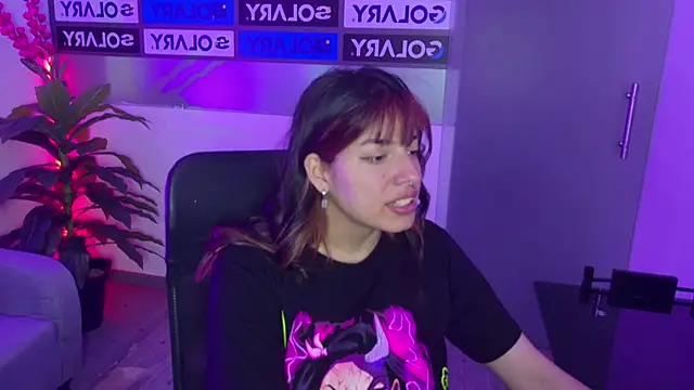 Snapshot of Violetta_Swett_ chatting on 18, 11, 2025 Violetta Swett online show from 18, 11, 2025